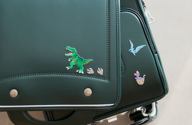 刺しゅうシールでランドセルを楽しくアレンジ♪