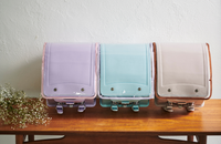 ランドセルカバーは必要？【先輩ママ100人に聞いた】選び方とお手入れ方法