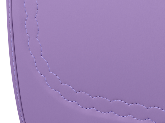 カブセのステッチは生クリームを イメージ。