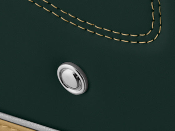 シンプルでデザインと一体化するカブセ鋲（びょう）