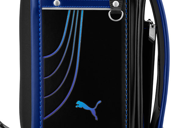 サイドには、グラデーションの反射材を採用